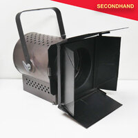 JB Masson 1k Fresnel with Barndoor (secondhand)