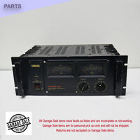 Yamaha P2200 Power Amplifier - Powers Up but No Output, Knob Missing  (garage item)