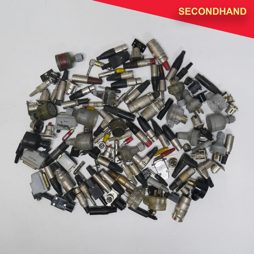 Quantity of Assorted Used Connectors & Parts  [D]  (secondhand)