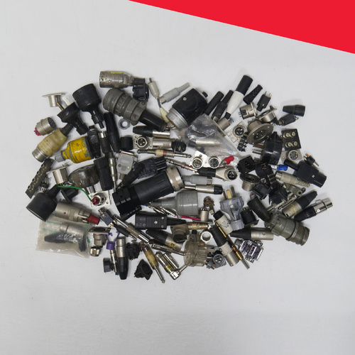 Quantity of Assorted Connectors & Parts  [C]  (secondhand)