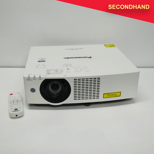 Panasonic PT-VMZ50 3LCD Laser Projector 1920 x 1200 WUXGA with 1.6 Manual Zoom Lens & HDBaseT (secondhand)